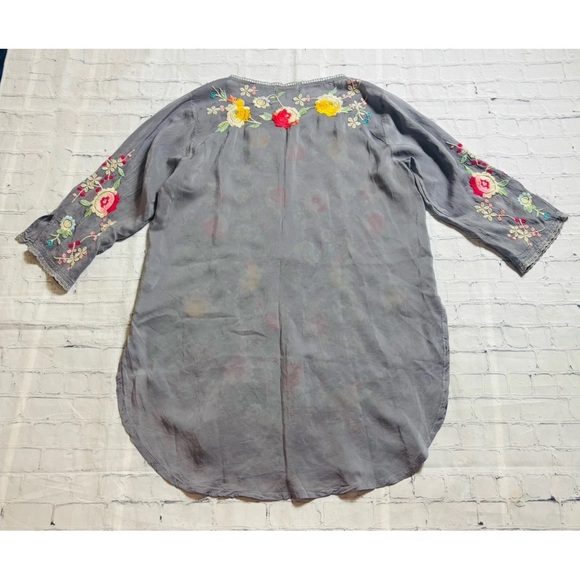 JOHNNY WAS Playa Tunic Women’s Large Gray Embroidered Top Rayon Blouse Boho - Picture 11 of 12